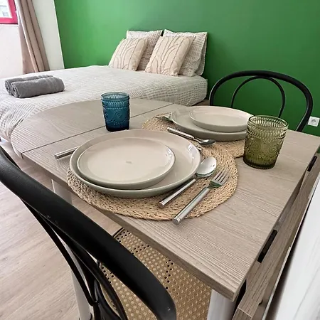 Le Du Marechal Apartment *