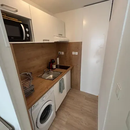 Le Du Marechal Apartment Niort